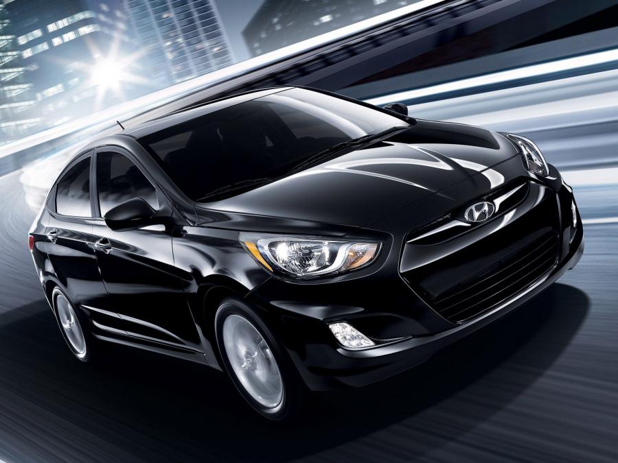  Hyundai Accent Sedan 2011 года  (фото 15 из 20)